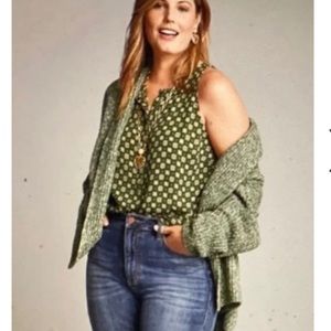 Cabi Floral sleeveless top color green and cream size L